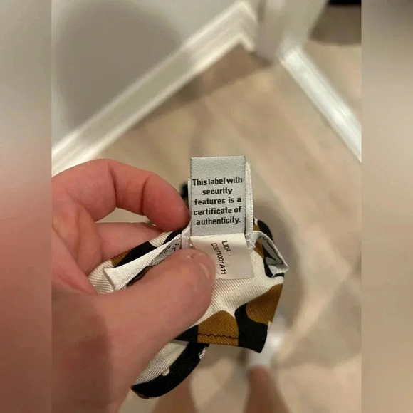 DIANE VON FURSTENBURG Silk Side Tie Dress / Size 4 / - Picture 6 of 8